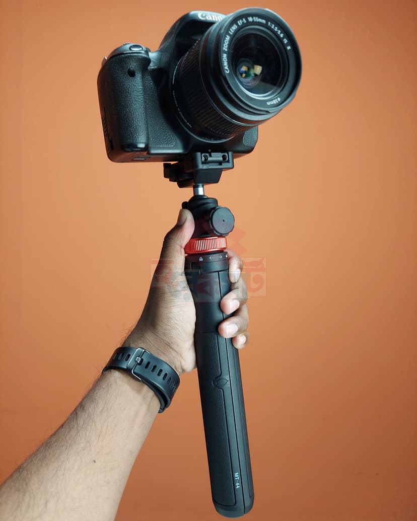 Ulanzi MT44 Extendable Vlog Tripod with 360° Ball Head – Black Color - Image 1