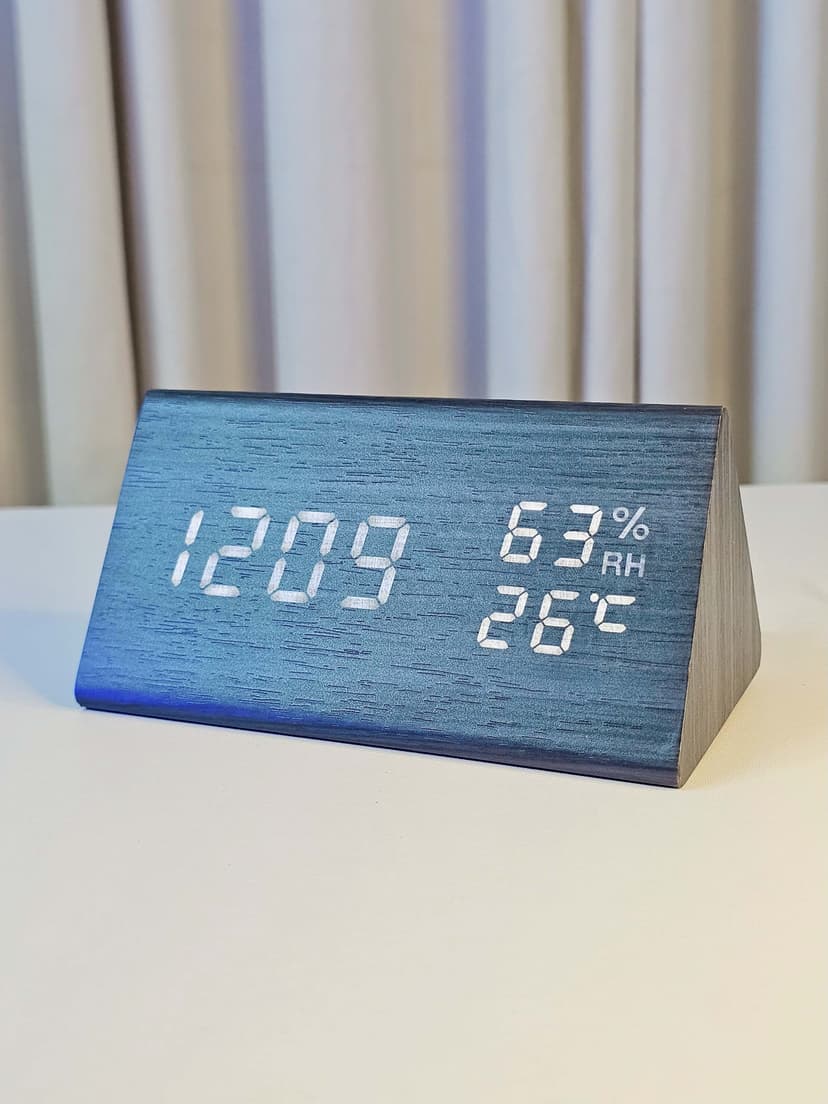 Triangle Wooden-Style Digital LED Clock – Dark Wood (USB & Battery Powered) - Image 2